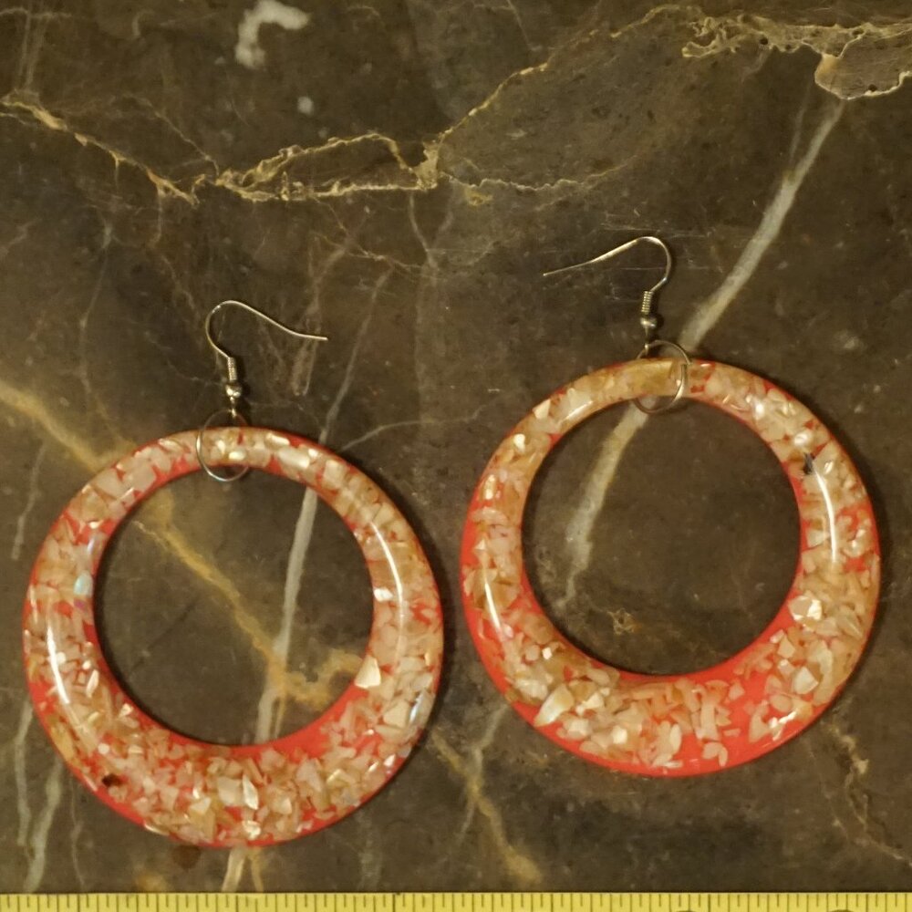 Vintage Retro Pink Plastic & Glitter Earrings